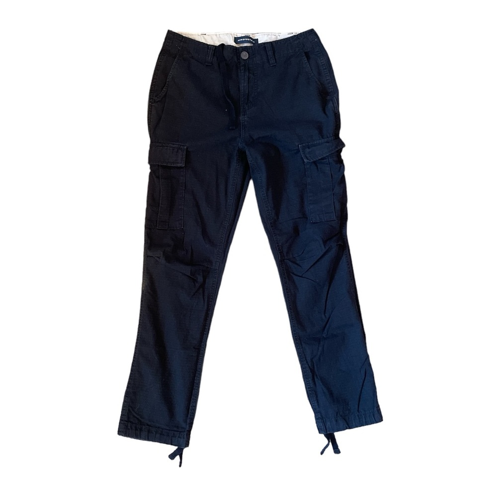 Men’s Aeropostale black cargos 28x30